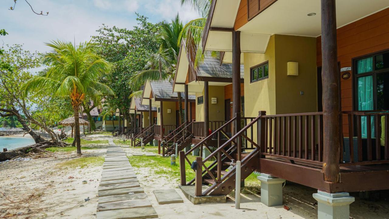 Tunamaya Beach & Spa Resort Tioman Island Kampong Mukut Exterior foto